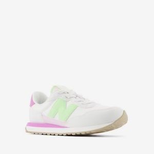 Girls New Balance 237 slip on